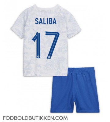 Frankrig William Saliba #17 Udebanetrøje Børn VM 2022 Kortærmet (+ Korte bukser)